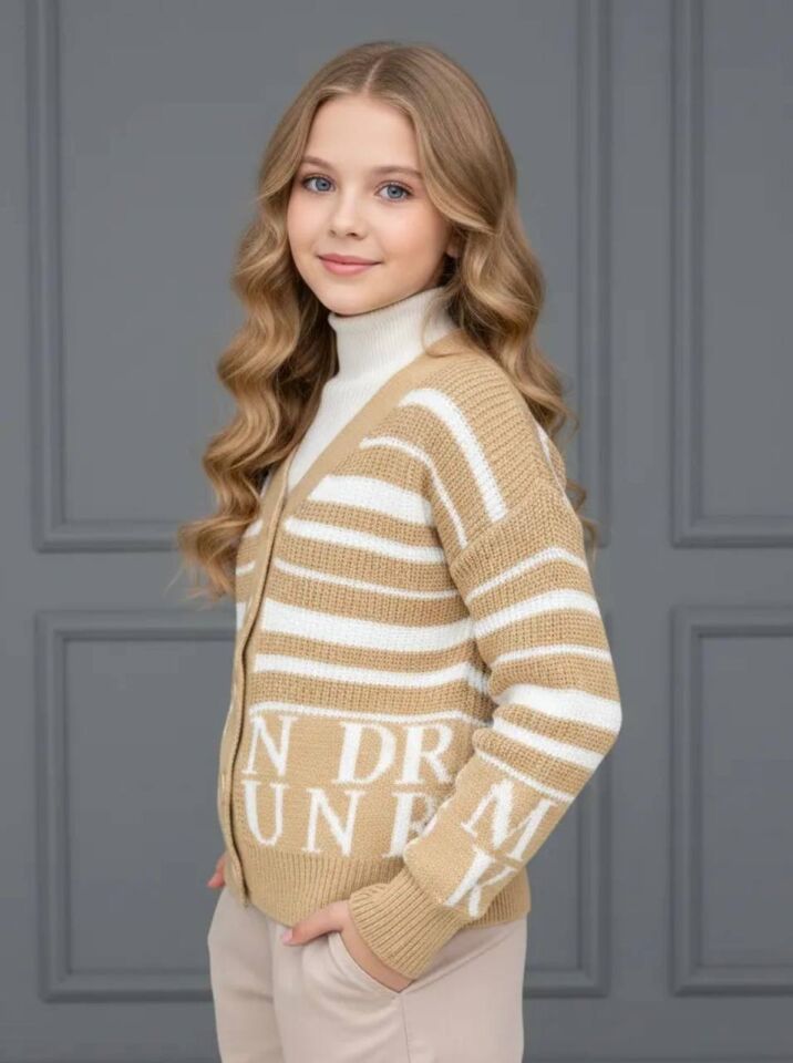 Şerit ve Yazı Desenli Triko Hırka - 814