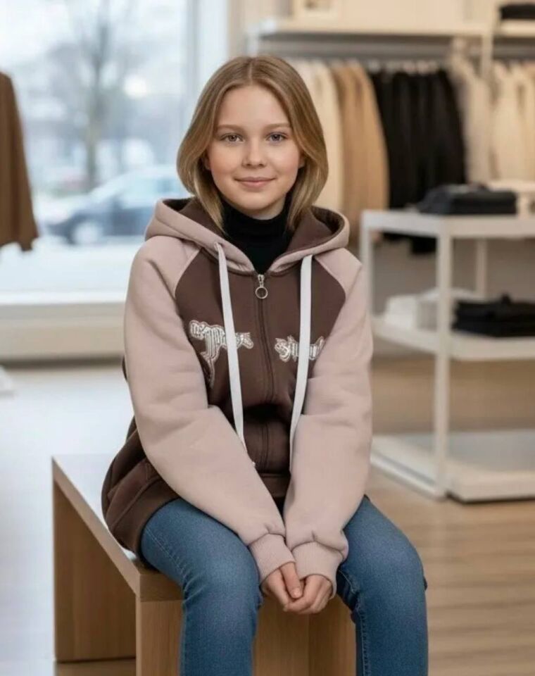 Üç İplik İçi Şardonlu Kumaştan Kışlık Fermuarlı Hoddie - 3859