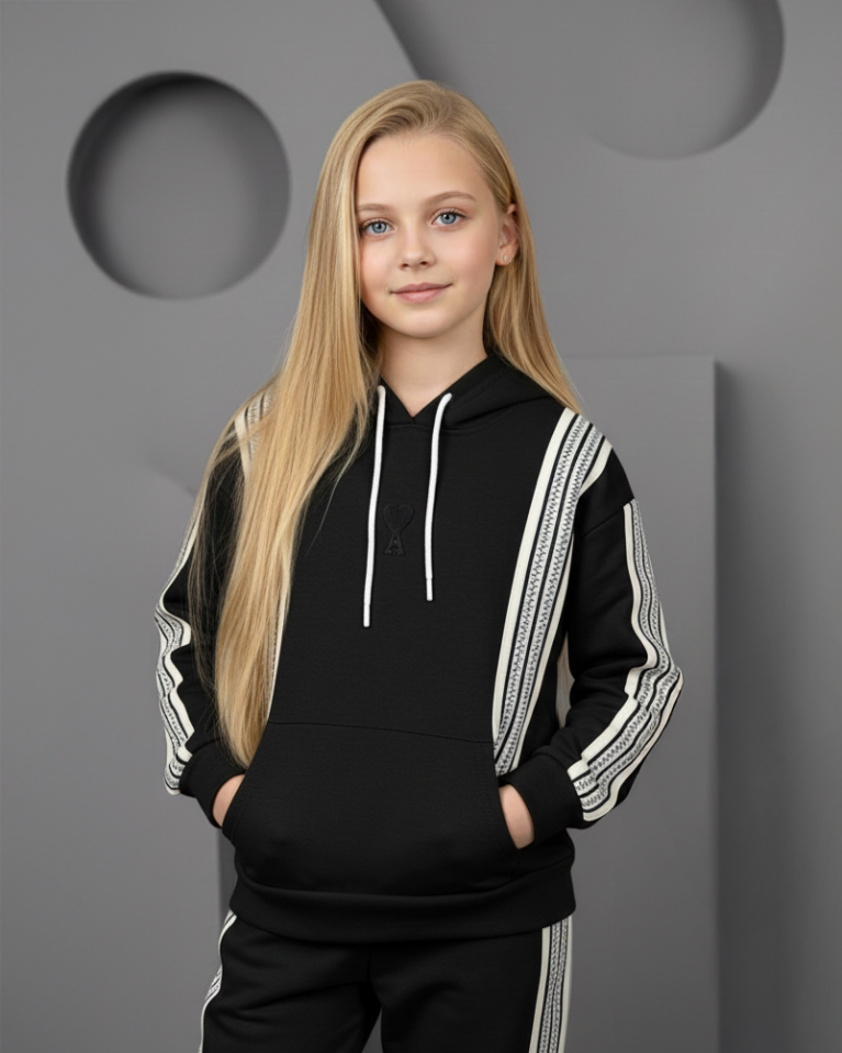 Üç İplik Kumaş Spor Takım 34173M